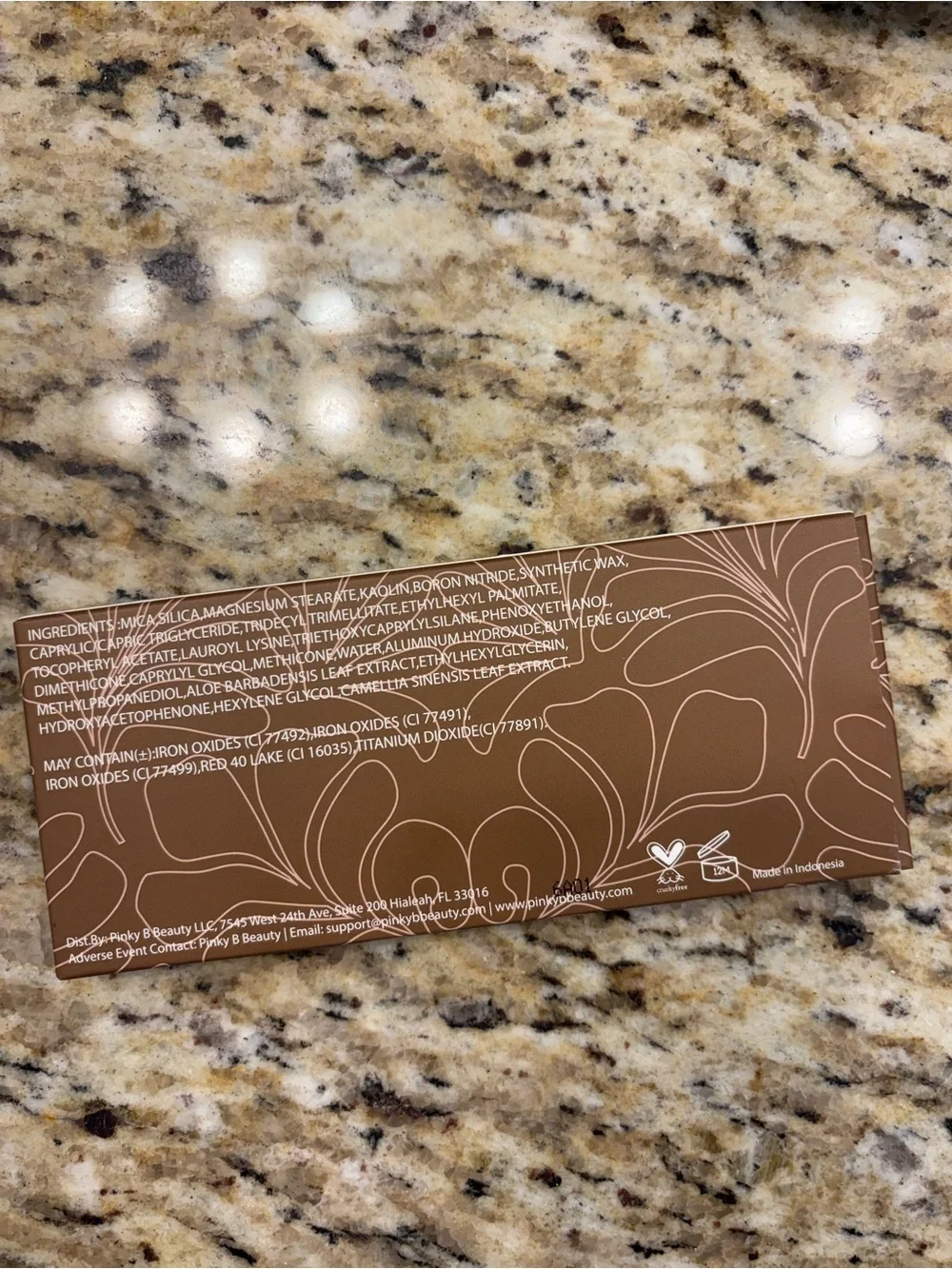 Pinky B Hot Commodity Contour & Bronzer Palette - Warm Nude Shades